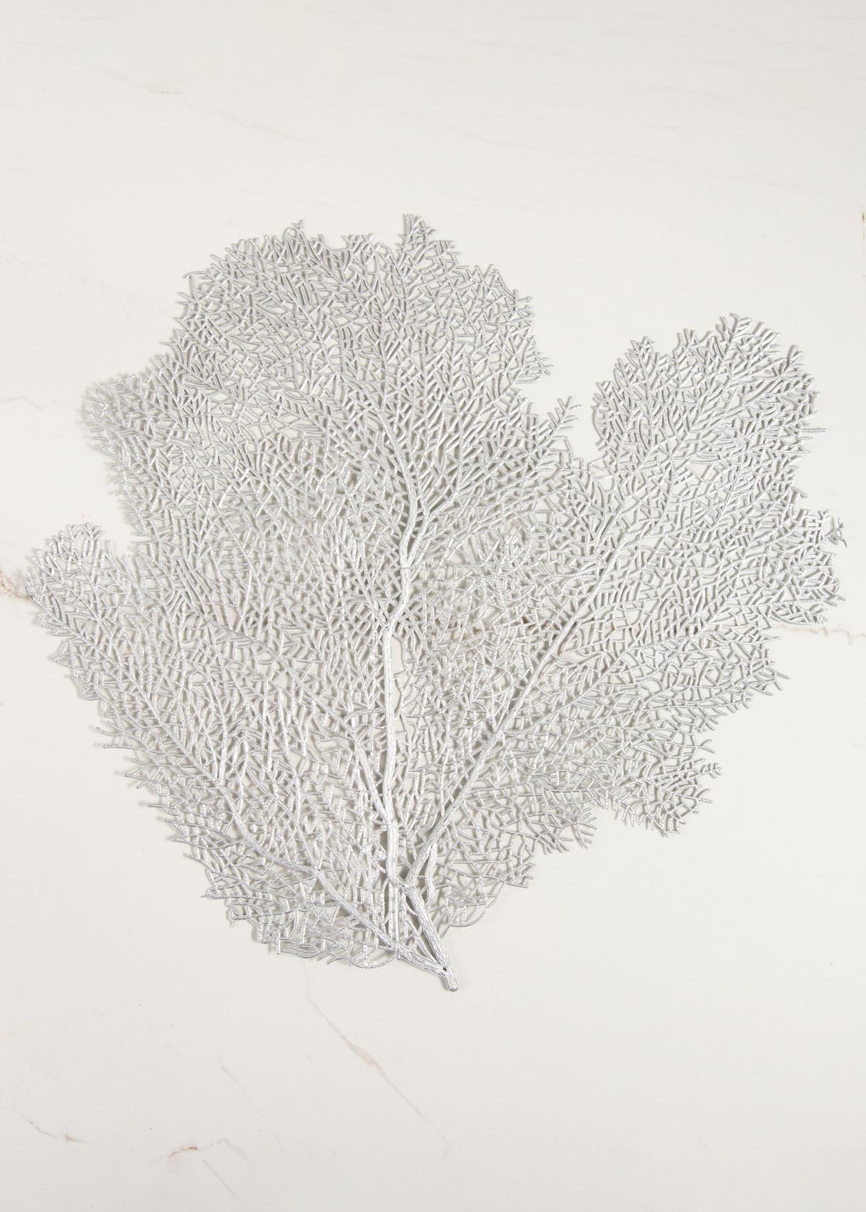 Mantel individual de plástico plata Coral 45x42 cm 1 Pz